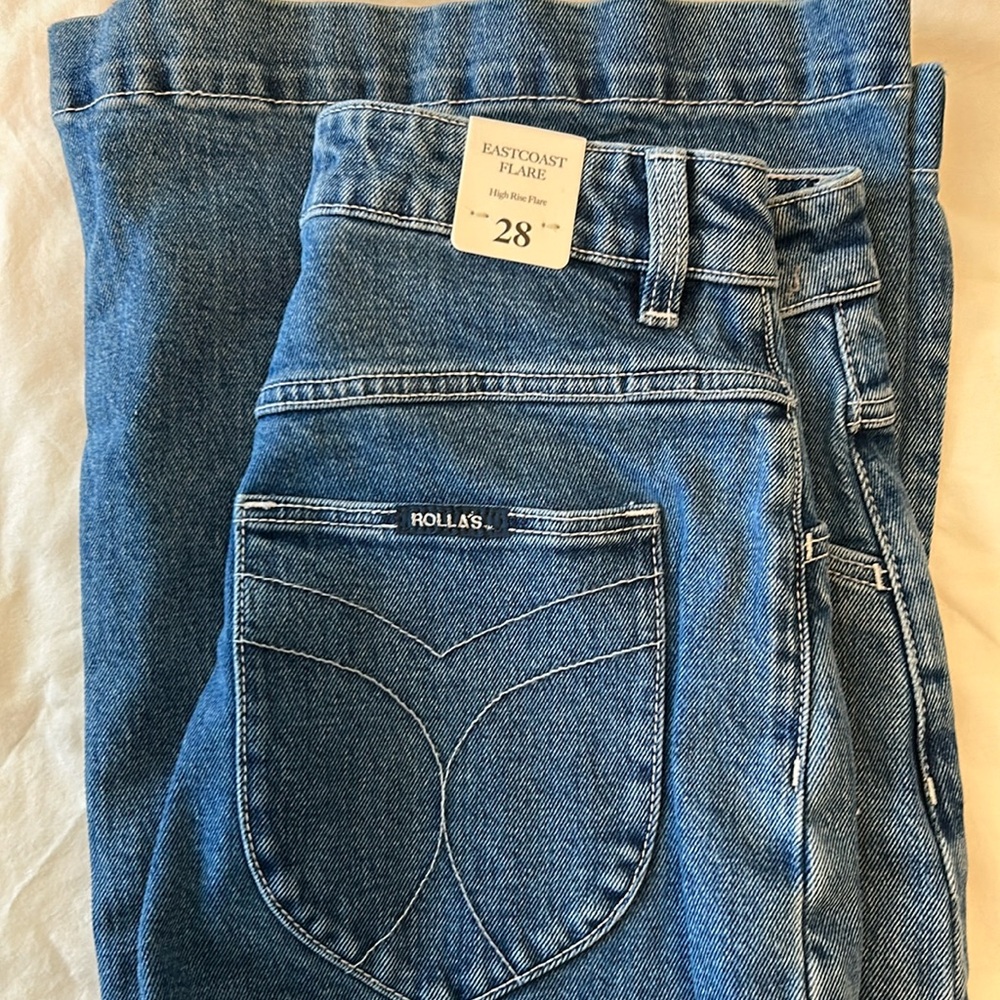Rollas east coast flare jeans NWT HIGH RISE FLARE JEANS 👖- 28
